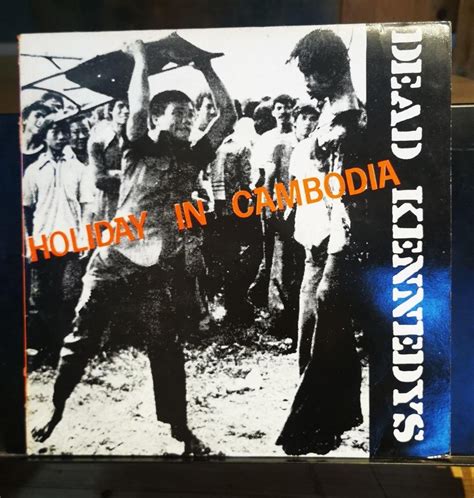 Holiday in Cambodia - Punkrock mit anarchischen Texten und energiegeladener Performance