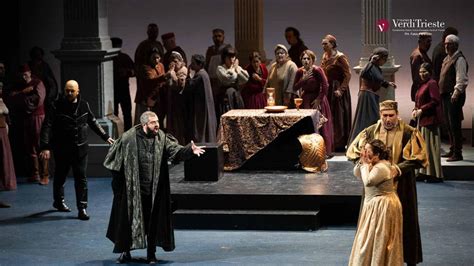 Otello –  Ein furioses Drama voller leidenschaftlicher Arien und dramatischer Orchesterpassagen