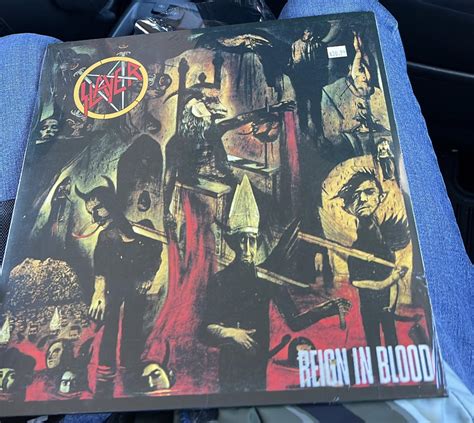  Raining Blood - Ein symphonisches Inferno aus brutaler Energie und düsterem Melancholie