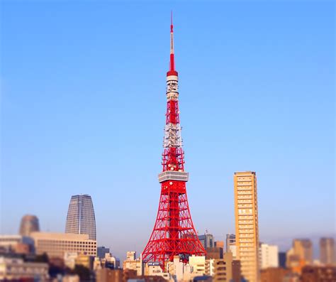 東京タワー 天気 そして未来の都市景観